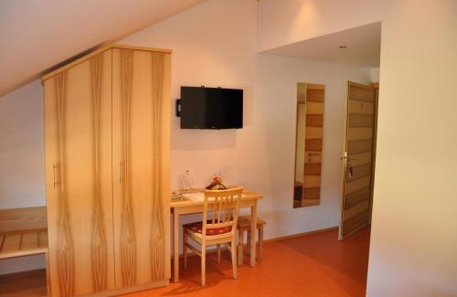 Walzenhausen Bed & Breakfast | Gästehaus Eisenhut