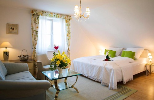 Marmagen Bed & Breakfast | Gästehaus „Haus am Hahnenberg“