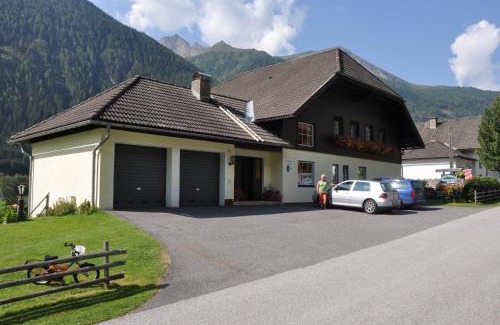 Zederhaus Bed & Breakfast | Gästehaus Marianne Baier