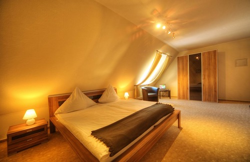 Trittenheim House | Gästehaus Moselkloster