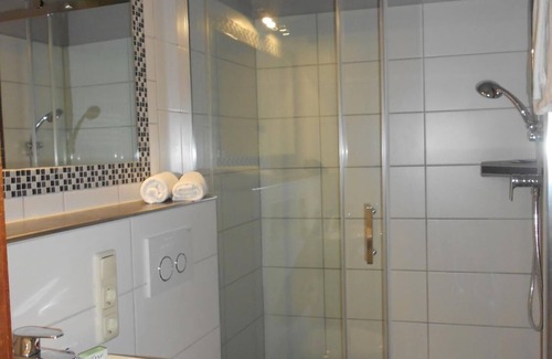 Trittenheim House | Gästehaus Moselkloster