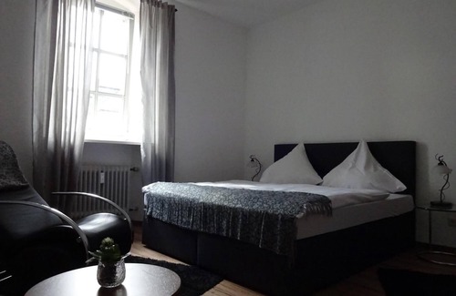 Trittenheim House | Gästehaus Moselkloster