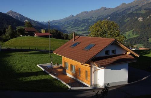 Reichenbach im Kandertal Ski Chalet | Gästehaus myHideaway