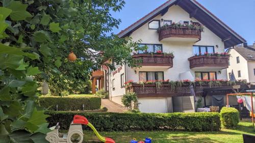 Ruhla House | Gästehaus Regina