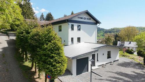 Hohenleimbach Hotel | Gästehotel Lucendi Premium Lounge