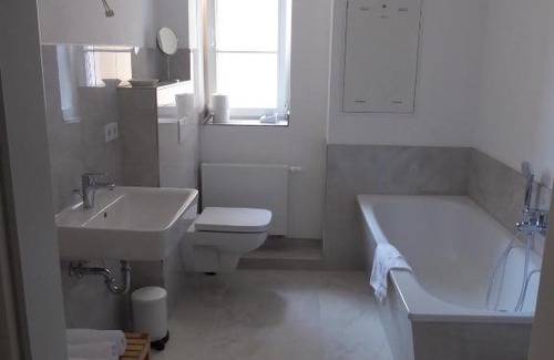 Neuruppin Apartment | Gästewohnung Glasgow