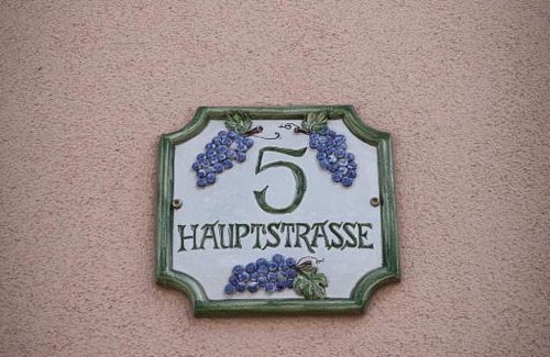Teesdorf Bed & Breakfast | Gästezimmer Frühwirth