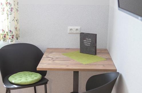 Teesdorf Bed & Breakfast | Gästezimmer Frühwirth