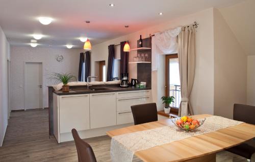 Mainz-Bingen Bed & Breakfast | Gästezimmer im FamilienWeingut Räder