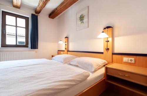 Grosskarlbach Bed & Breakfast | Gästezimmer im Weingut Wolf