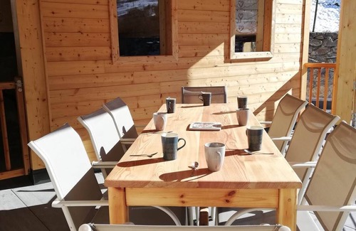 Valmeinier Apartment | Gîte 1- 8 persons- 4 bedrooms- Covered terrace