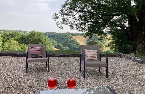 Montredon-Labessonnie House | Gîte 4 Avec vue Imprenable au Coeur du Parc Naturel Régional du Haut-languedoc