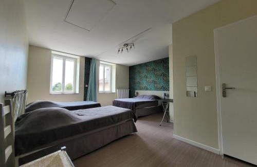 Saint-Andre-de-Chalencon Hotel | Gîte 43 - Le Saint André
