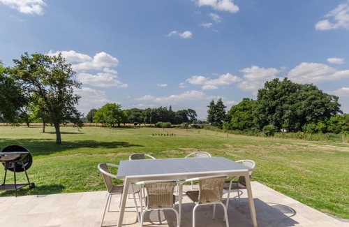 Aix-Villemaur-Palis House | Gîte Aix-Villemaur-Palis-Aix-en-Othe, 4 pièces, 6 personnes - FR-1-543-63