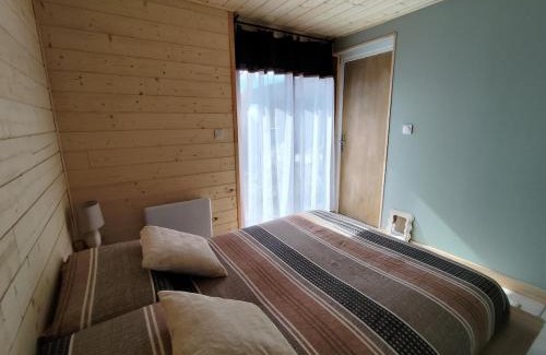 Vernet-la-Varenne Apartment | Gîte ambiance Chalet