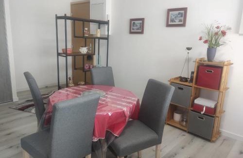 Collonges-sous-Saleve Apartment | gîte Amolinnes F2 5mn douane croix de rozon 20mn Genève