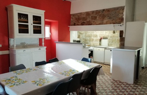 Les Salelles House | Gîte au Cœur D'un Centre Équestre