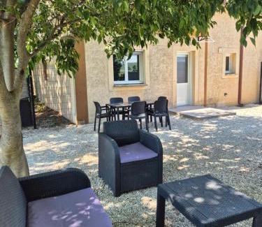 Tulette House | Gîte au cœur de la campagne drômoise