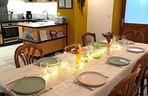 Saint-Just-la-Pendue House | Gîte "Au fil du Gand". An ideal place for families.