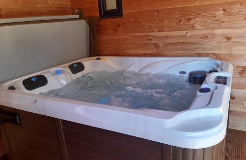 Oisly House | Gîte avec SPA privé près zoo Beauval et châteaux