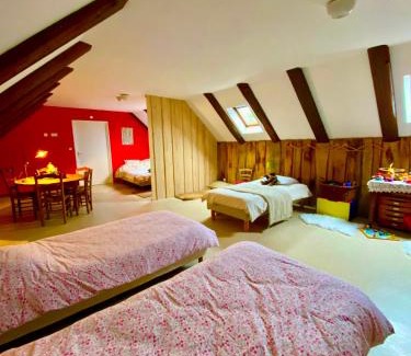 Lachamp-Raphael House | Gîte Béthel