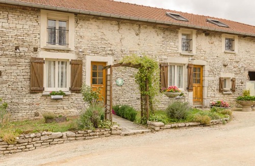 Baroville House | Gîte Baroville, 5 pièces, 9 personnes - FR-1-543-2