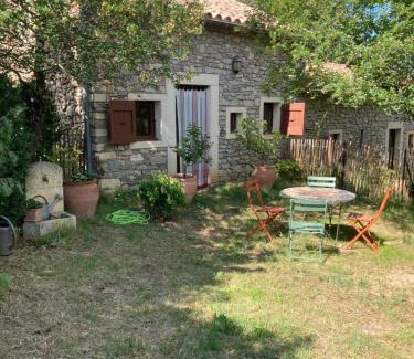 Galargues House | Gîte Bergerie des Mougères