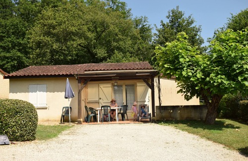 Thonac Cottage | Gîte Chêvrefeuille in Périgord noir/family village of 6 gîtes near Lascaux