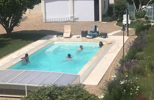 Courcelles-de-Touraine House | Gîte chalet-piscine "Belle-Etoile" Touraine Anjou