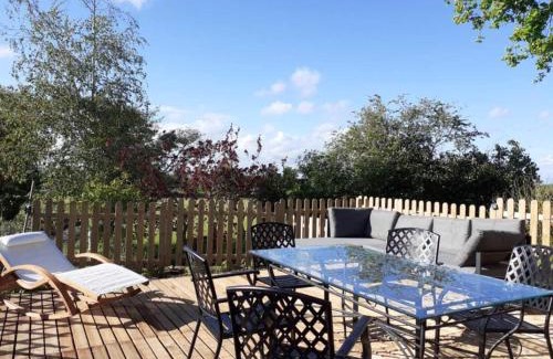 Louroux-de-Beaune House | Gîte chaleureux avec jardin, cheminée, vélos et équipements éco-responsables à Louroux-de-Beaune - FR-1-489-349