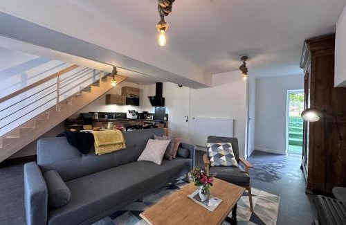 Buxieres-les-Mines House | Gîte Champêtre avec Animaux, Spa et Tout Confort en Pleine Nature Bourbonnaise - FR-1-489-539