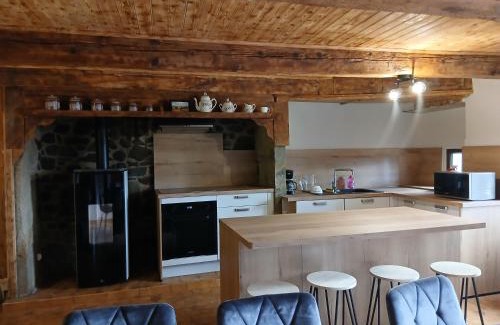 Montgreleix House | Gîte chez jeantou