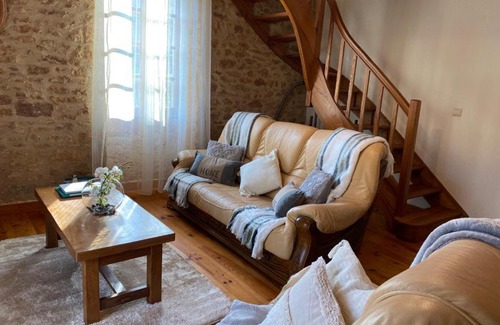 Frayssinet-le-Gelat House | Gîte chez Lilly **** charmant et authentique