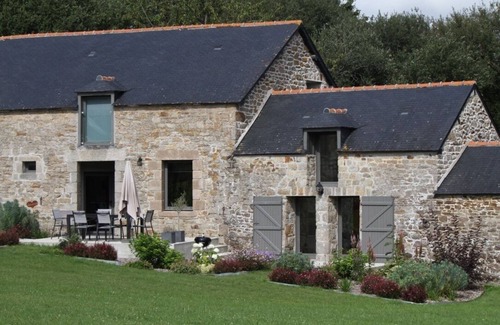 Quevert House | Gîte Coëtquen- Domaine du Bois Riou- swimming pool- Dinan-Dinard-Saint Malo