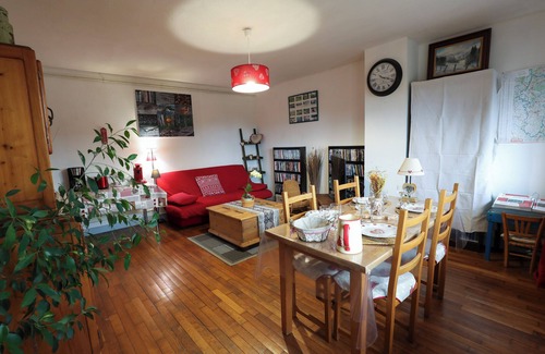 Prenovel Apartment | Gîte complet, propre et confortable "Les Montagnards". Un petit animal accepté.