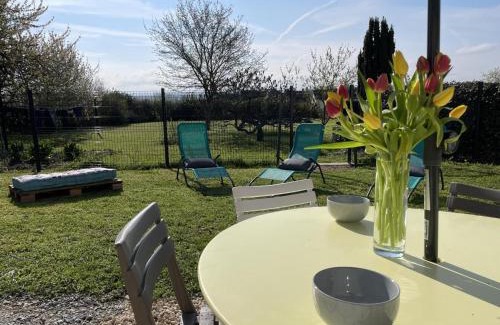 Louchy-Montfand House | Gîte Contemporain pour 4 avec Piscine Chauffée et Bureau à Proximité des Sites Historiques - FR-1-489-444