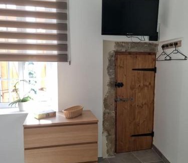 Saint-Florent-sur-Auzonnet Apartment | Gîte de la tourterelle