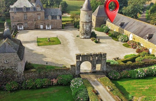 Saint-Hilaire-des-Landes House | Gîte du Château de la Haye, I History and Nature