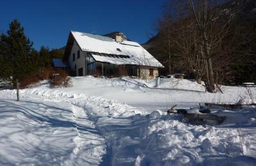 Saint-Nizier-du-Moucherotte House | Gîte des Gorges du Bruyant