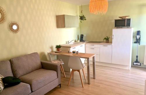 Jazennes House | Gîte dans une ambiance végétale avec Spa privatif