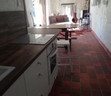 Thauron House | Gîte de caractère