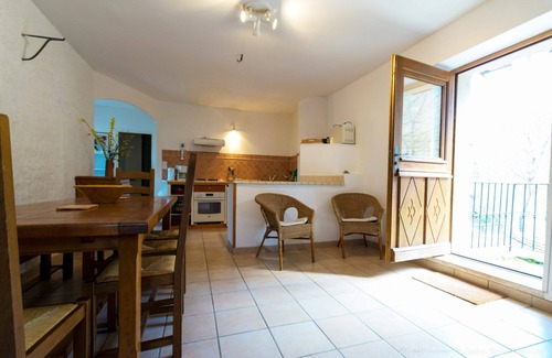 Gras House | Gîte de Caractère Pour un Séjour Inoubliable en Famille ou Entre Amis