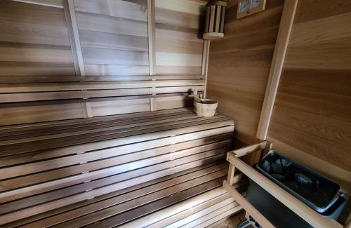 Plombieres-les-Bains House | Gîte de charme avec sauna, spa et terrain de pétanque à Plombières-les-Bains, idéal en famille - FR-1-589-432