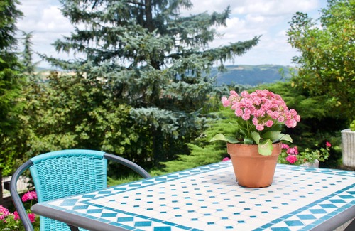 Centre Ville Apartment | Gîte de Charme à Vienne 38200