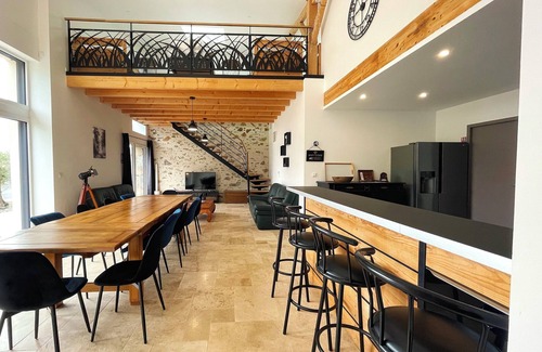 Saint-Macaire-en-Mauges House | Gîte de Charme, au Cœur de L'anjou et à 25 min du Puy du Fou
