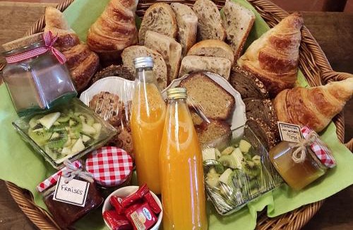 Molineuf House | Gîte de charme Beaujoyeulx