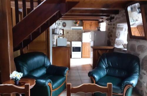 Saint-Cirgues-la-Loutre Apartment | Gîte de France à Saint-Cirgues-la-Loutre 3 épis - Gîte de France 2 personnes MAE-0054