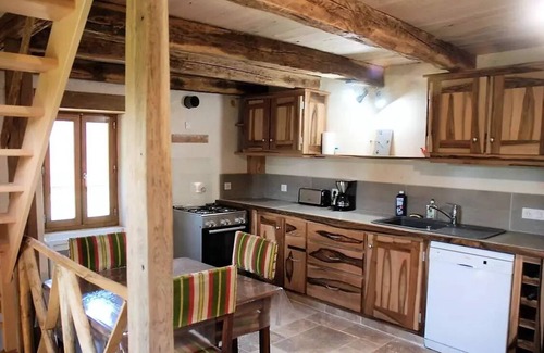 Saint-Merd-de-Lapleau Villa | Gîte de France Gîte de coiral 3 ears - Gîte de France 2 people
