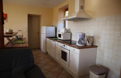 Chamberet Apartment | Gîte de France à Chamberet 3 épis - Gîte de France 4 personnes MAE-9374