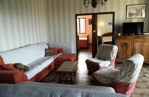 Bassin de Brive Apartment | Gîte de France à Juillac (correze) 2 épis - Gîte de France 5 personnes MAE-9274